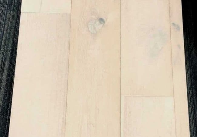 Brand Surfaces Oak Engineered Whisper White — Canadian Standard