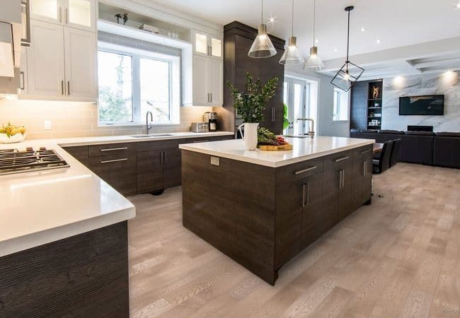 Fuzion Flooring Bistro Oak flooring collection sample