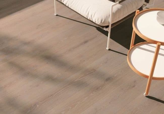 Grandeur 12 Collection Roble Twilight Laminate Flooring — Grandeur Flooring