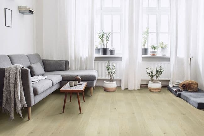 MSI Surfaces Woodhills flooring collection sample