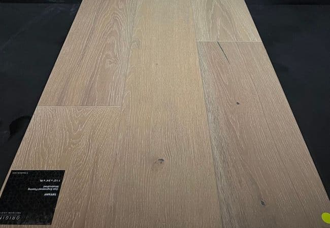 Origins Oak Engineered Tiffany, Canadian Standard