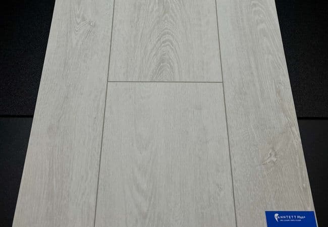 Vanntett Plus+ Vinyl Plank Dawson — Canadian Standard