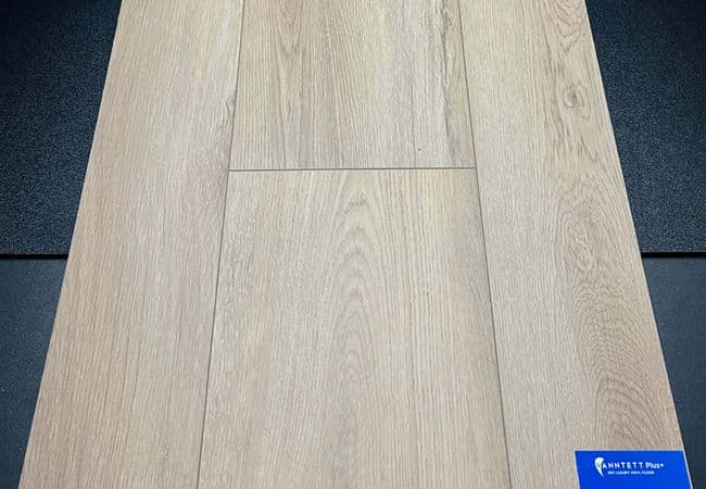 Vanntett Plus+ Vinyl Plank Lesley, Canadian Standard