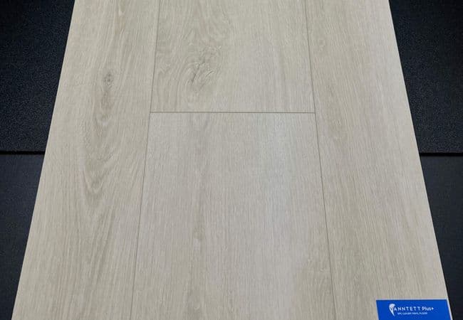 Vanntett Plus+ Vinyl Plank Phoebe — Canadian Standard
