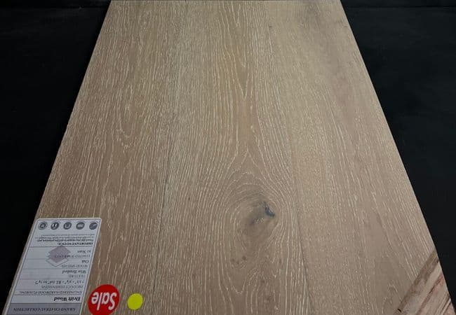 Woden Grand Chateau Oak Engineered Drift Hardwood — Woden Flooring