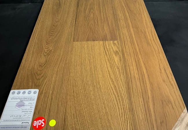 Woden Grand Chateau Oak Natural 7-1/2" x 3/4" Engineered Hardwood, Woden Flooring